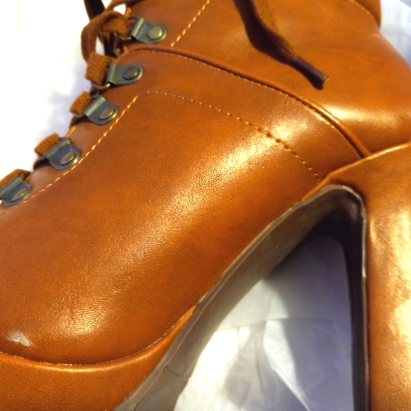 Camel Bootie - Picture 4 of 6